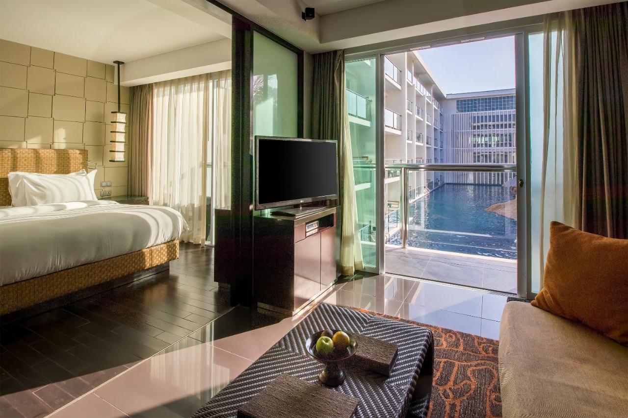 Deluxe Familienzimmer mit Poolblick und Schlafsofa