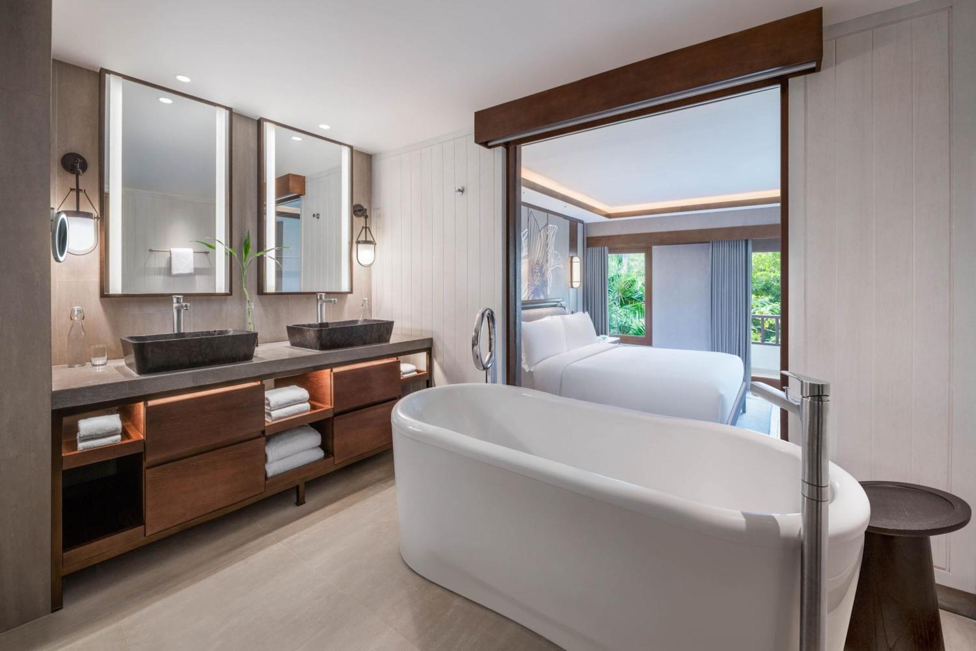 Suite mit Zugang zur Lagune, 1 Schlafzimmer, 1 Kingsize-Bett, Terrasse und kostenloser täglicher Aktivität